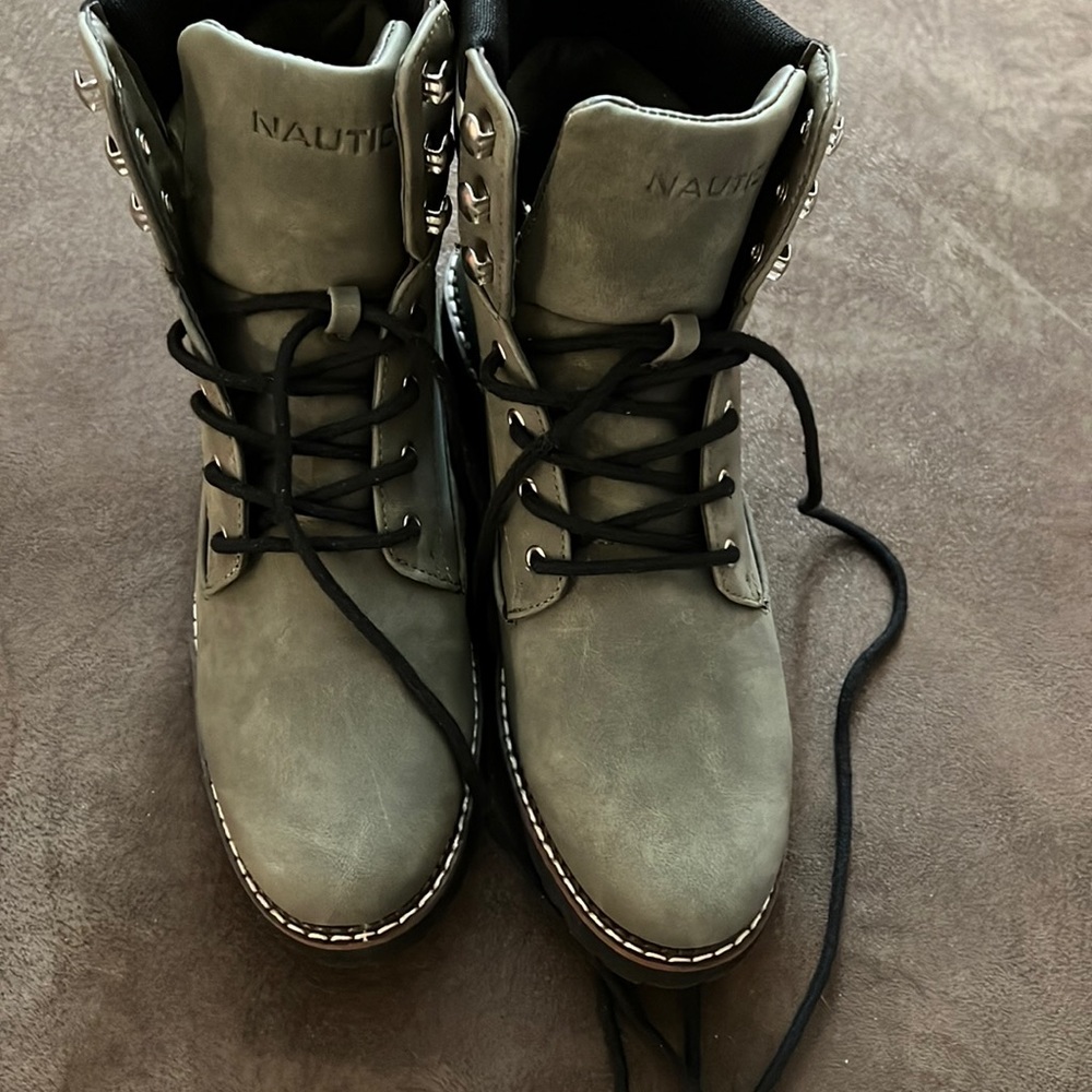Ankle boots
